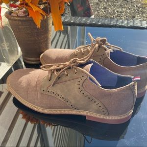 Tommy Hilfiger men's shoes size 7M